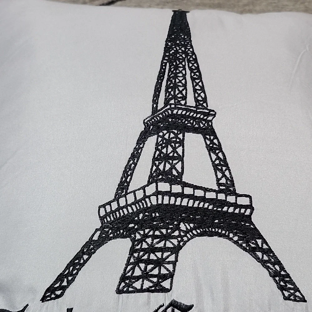 JUICY COUTURE EMBROIDERED EIFFEL TOWER 